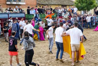 Fotogalería Capea Fiestas San Isidro en Garcillán 49 Capea Fiestas San Isidro en Garcillán