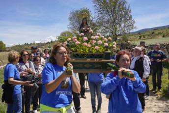 Fotogalería Cruz de Mayo en Matandrino 28 Cruz de Mayo en Matandrino Prádena