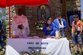 Fotogalería Cruz de Mayo en Matandrino 4 Cruz de Mayo en Matandrino Prádena