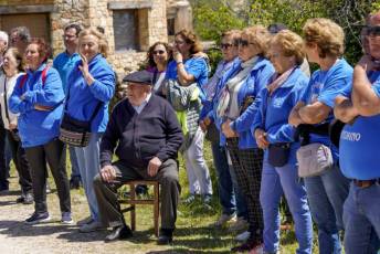 Fotogalería Cruz de Mayo en Matandrino 39 Cruz de Mayo en Matandrino Prádena