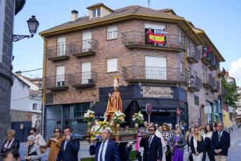 Fotogalería Fiestas en honor a San Eutropio en El Espinar 26 Procesión San Eutropio en El Espinar