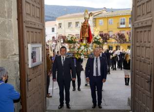 Fotogalería Fiestas en honor a San Eutropio en El Espinar 25 Procesión San Eutropio en El Espinar