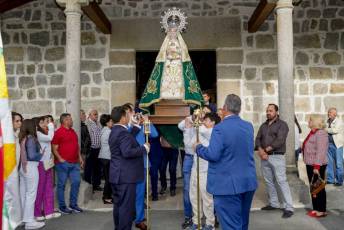 Fotogalería Procesión Virgen del Carrascal en Villacastín 5 Procesión Virgen del Carrascal en Villacastín