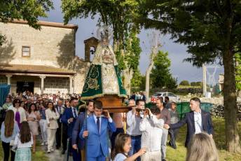 Fotogalería Procesión Virgen del Carrascal en Villacastín 13 Procesión Virgen del Carrascal en Villacastín