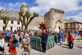 Fotogalería Procesión de la Santa Cruz en Coca 48 Procesión de la Santa Cruz en Coca