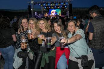 Fotogalería Concierto Locos por la Música Fiestas San Juan y San Pedro 41 Concierto Locos por la Música Fiestas San Juan
