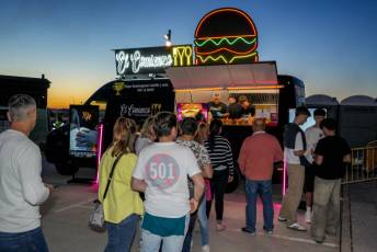 Fotogalería Concierto Locos por la Música Fiestas San Juan y San Pedro 44 Concierto Locos por la Música Fiestas San Juan