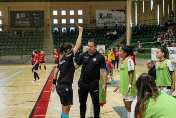 Fotogalería Futbol Sala Femenino Segosala vs IES Luis Camoens Play Off Ascenso 59 Futbol Sala Femenino Segosala vs IES Luis Camoens Play Off Ascen