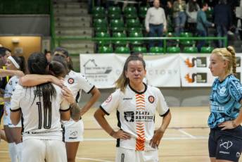 Fotogalería Futbol Sala Femenino Segosala vs IES Luis Camoens Play Off Ascenso 25 Futbol Sala Femenino Segosala vs IES Luis Camoens Play Off Ascen