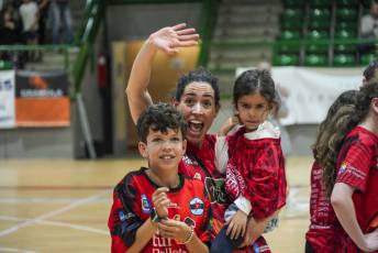 Fotogalería Futbol Sala Femenino Segosala vs IES Luis Camoens Play Off Ascenso 22 Futbol Sala Femenino Segosala vs IES Luis Camoens Play Off Ascen