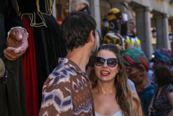 Fotogalería Gigantes y Cabezudos Festivalito San Juan 2 Gigantes y Cabezudos en Segovia