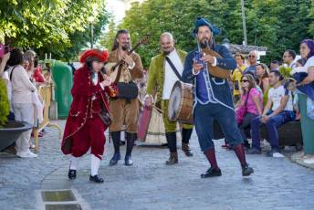 Fotogalería Mercado Barroco en La Granja de San Ildefonso 5 Mercado Barroco en La Granja de San Ildefonso Máscaras