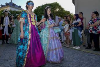 Fotogalería Mercado Barroco en La Granja de San Ildefonso 45 Mercado Barroco en La Granja de San Ildefonso Máscaras