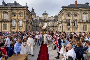 Fotogalería Octava del Corpus en La Granja de San Ildefonso 29 Octava del Corpus en La Granja de San Ildefonso