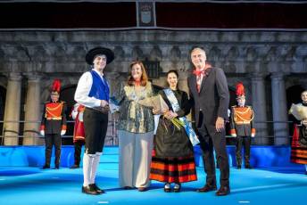 Fotogalería Pregón Inaugural Fiestas San Juan y San Pedro 37 Pregón Fiestas San Juan y San Pedro