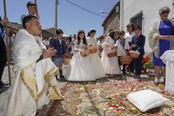 Fotogalería Corpus Christi en Otero de Herreros 20 Procesión Corpus Christi en Otero de Herreros