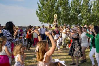 Fotogalería Procesión Cuatrojunio en Abades 31 Procesión Cuatrojunio en Abades