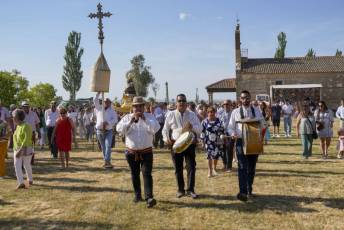 Fotogalería Procesión Cuatrojunio en Abades 39 Procesión Cuatrojunio en Abades