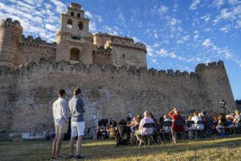 Fotogalería Escenario Patrimonio "El informe de Nora" Compañía La Bulé 11 Espectáculo El informe de Nora Compañía La Bulé