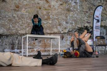 Fotogalería Escenario Patrimonio "El informe de Nora" Compañía La Bulé 21 Espectáculo El informe de Nora Compañía La Bulé