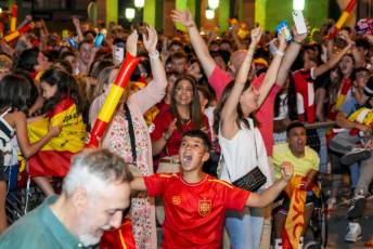 Fotogalería Final Eurocopa España vs Inglaterra 32 Final Eurocopa Plaza Azoguejo