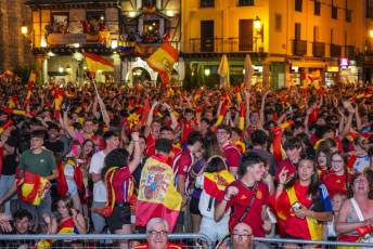 Fotogalería Final Eurocopa España vs Inglaterra 21 Final Eurocopa Plaza Azoguejo