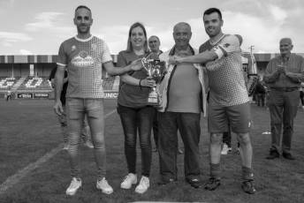 Fotogalería Final Copa Delegación Carbonero vs Villacastín. Entrega de Trofeos 83 Futbol Final Copa Delegación Carbonero vs Villacastín