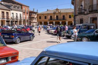 Fotogalería I Concentración Coches Clásicos en Fuentepelayo 10 I Concentración Coches Clásicos en Fuentepelayo