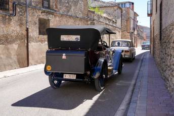 Fotogalería I Concentración Coches Clásicos en Fuentepelayo 34 I Concentración Coches Clásicos en Fuentepelayo