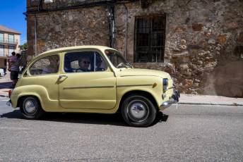 Fotogalería I Concentración Coches Clásicos en Fuentepelayo 52 I Concentración Coches Clásicos en Fuentepelayo