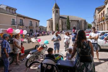Fotogalería I Concentración Coches Clásicos en Fuentepelayo 2 I Concentración Coches Clásicos en Fuentepelayo