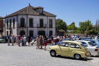 Fotogalería I Concentración Coches Clásicos en Fuentepelayo 27 I Concentración Coches Clásicos en Fuentepelayo