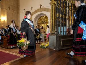 Fotogalería Ofrenda Floral a la Virgen de la Fuencisla 4 Ofrenda Floral Virgen de La Fuencisla