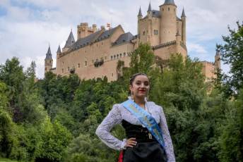 Fotogalería Ofrenda Floral a la Virgen de la Fuencisla 81 Ofrenda Floral Virgen de La Fuencisla