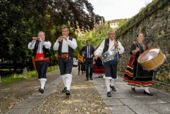 Fotogalería Ofrenda Floral a la Virgen de la Fuencisla 34 Ofrenda Floral Virgen de La Fuencisla