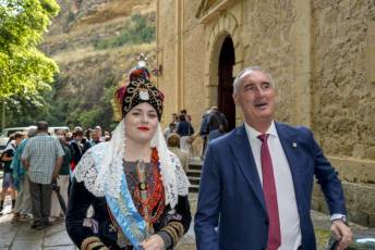 Fotogalería Ofrenda Floral a la Virgen de la Fuencisla 79 Ofrenda Floral Virgen de La Fuencisla
