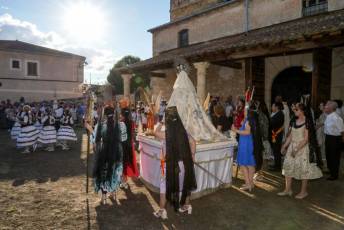 Fiesta de la Votiva Nuestra Señora del Tormejón en Armuña 44 Procesión Nuestra Señora de Tormejón en Armuña