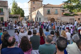 Fiesta de la Votiva Nuestra Señora del Tormejón en Armuña 26 Procesión Nuestra Señora de Tormejón en Armuña