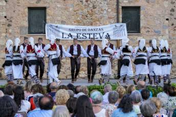 Fotogalería XXXVI Festival Folclórico Internacional La Esteva 12 XXXVI Festival Folclórico Internacional La Esteva