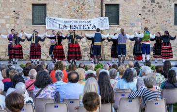Fotogalería XXXVI Festival Folclórico Internacional La Esteva 9 XXXVI Festival Folclórico Internacional La Esteva