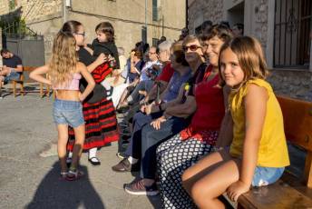 Fotogalería 40 Aniversario Recuperación Danzas Torre Val de San Pedro 11 40 Aniversario Danzas en Torre Val de San Pedro