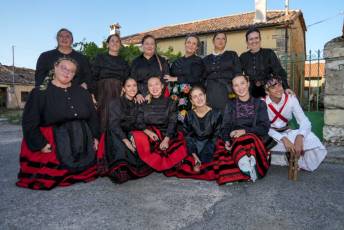 Fotogalería 40 Aniversario Recuperación Danzas Torre Val de San Pedro 89 40 Aniversario Danzas en Torre Val de San Pedro