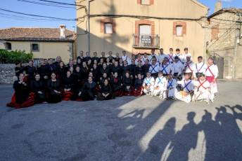 Fotogalería 40 Aniversario Recuperación Danzas Torre Val de San Pedro 53 40 Aniversario Danzas en Torre Val de San Pedro