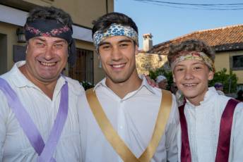 Fotogalería 40 Aniversario Recuperación Danzas Torre Val de San Pedro 6 40 Aniversario Danzas en Torre Val de San Pedro