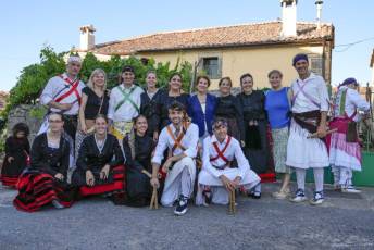 Fotogalería 40 Aniversario Recuperación Danzas Torre Val de San Pedro 40 40 Aniversario Danzas en Torre Val de San Pedro