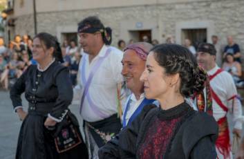 Fotogalería 40 Aniversario Recuperación Danzas Torre Val de San Pedro 100 40 Aniversario Danzas en Torre Val de San Pedro