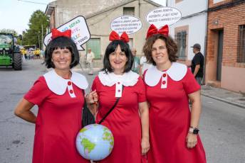 Fotogalería Desfile de Carrozas en Fuentepelayo 106 Desfile de Carrozas en Fuentepelayo