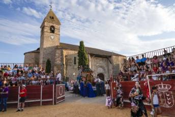 Fotogalería Desfile de Carrozas en Fuentepelayo 131 Desfile de Carrozas en Fuentepelayo