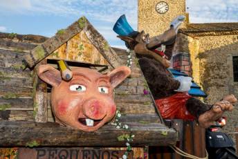 Fotogalería Desfile de Carrozas en Fuentepelayo 29 Desfile de Carrozas en Fuentepelayo