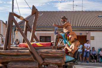 Fotogalería Desfile de Carrozas en Fuentepelayo 66 Desfile de Carrozas en Fuentepelayo